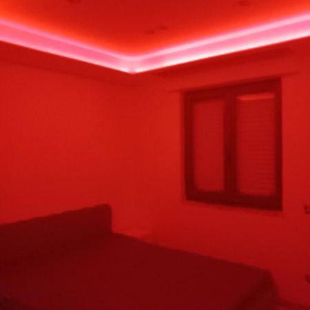 Chromotherapy Flat Монсеррато Екстер'єр фото